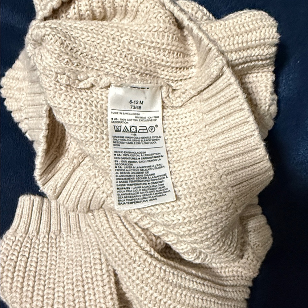 Cream Knit Sweater with Boo Design 👻 - Picture 5 of 5